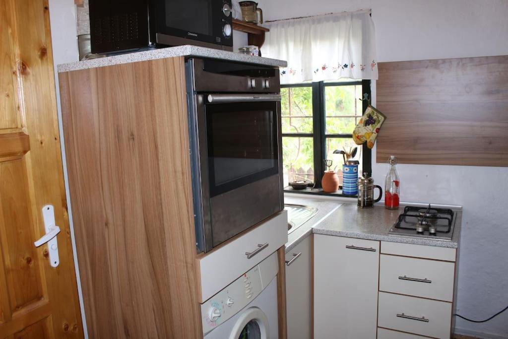 Villa Глинената Къща В Дълги Дел à Dŭlgi Del Extérieur photo